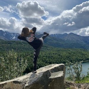 Meet your Posher, Cherry